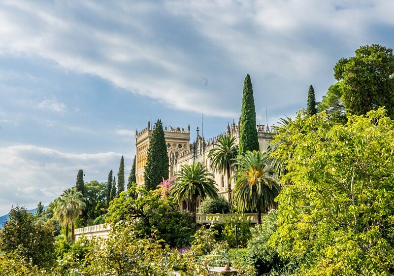 DOMENICA, 3 MAGGIO 2026 - ISOLA DEL GARDA E SALO'